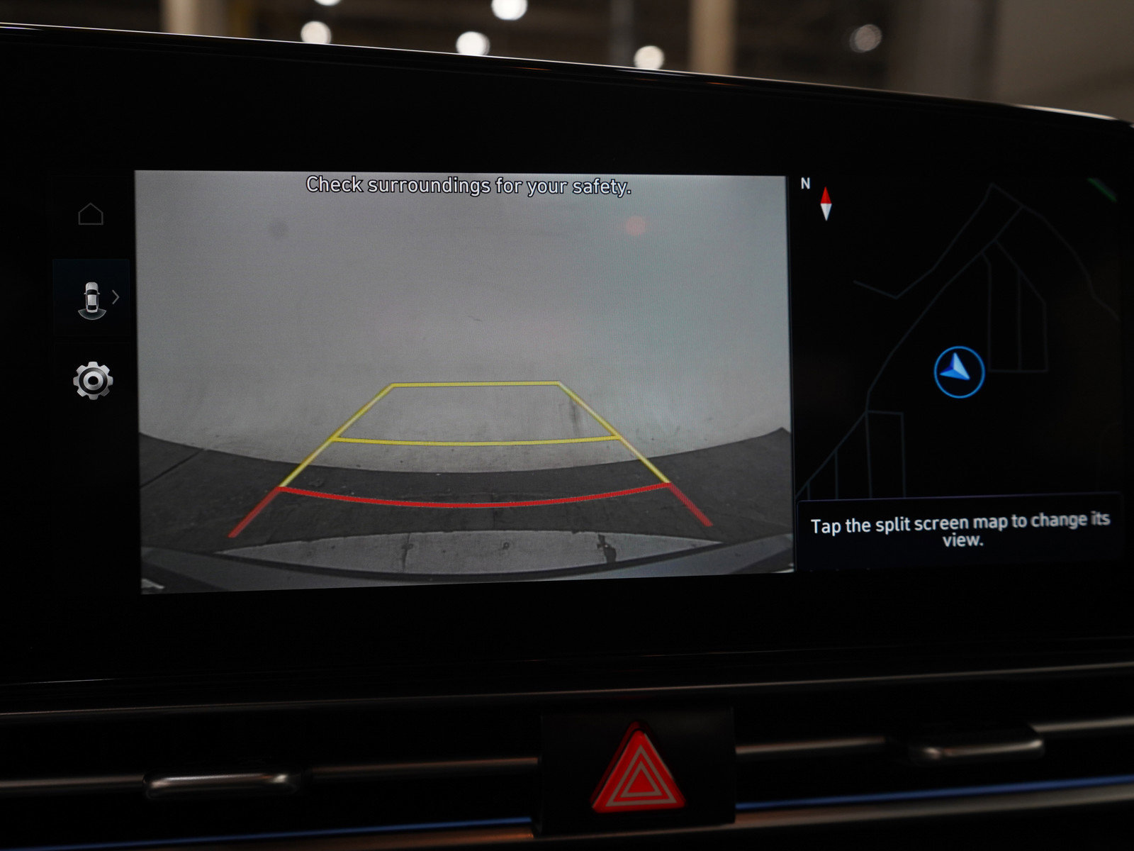 Used 2025 Hyundai Elantra SEL FWD image 26