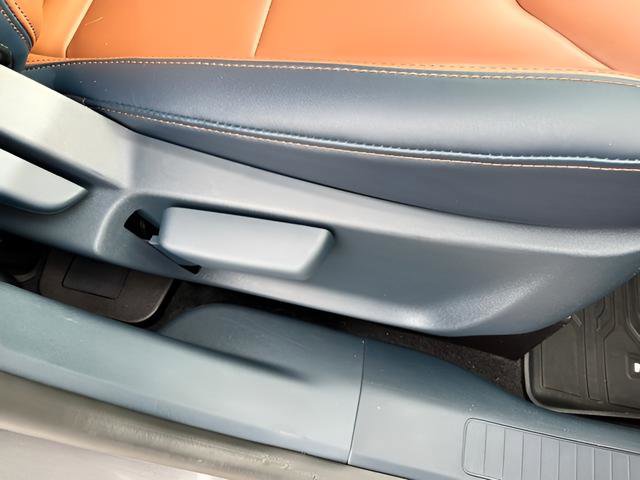 Used 2022 Ford Maverick Lariat w/ Lariat Luxury Package image 36