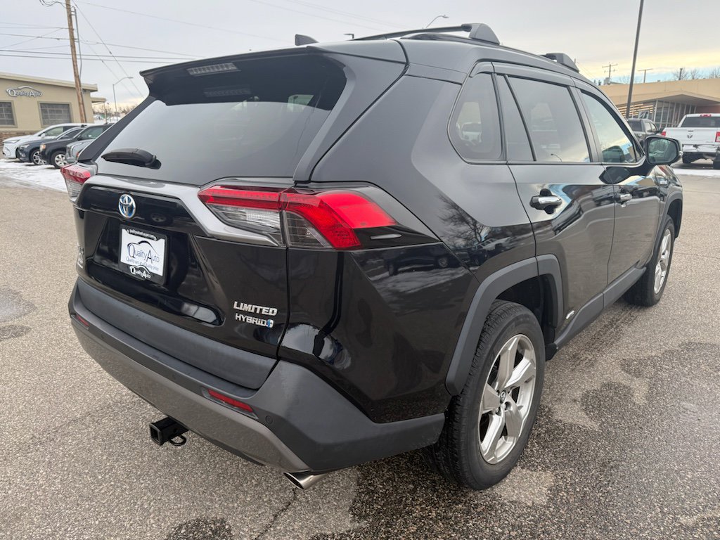 Used 2019 Toyota RAV4 Limited AWD/4WD image 6