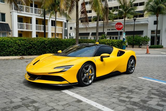 Used 2021 Ferrari SF90 Stradale AWD/4WD image 2