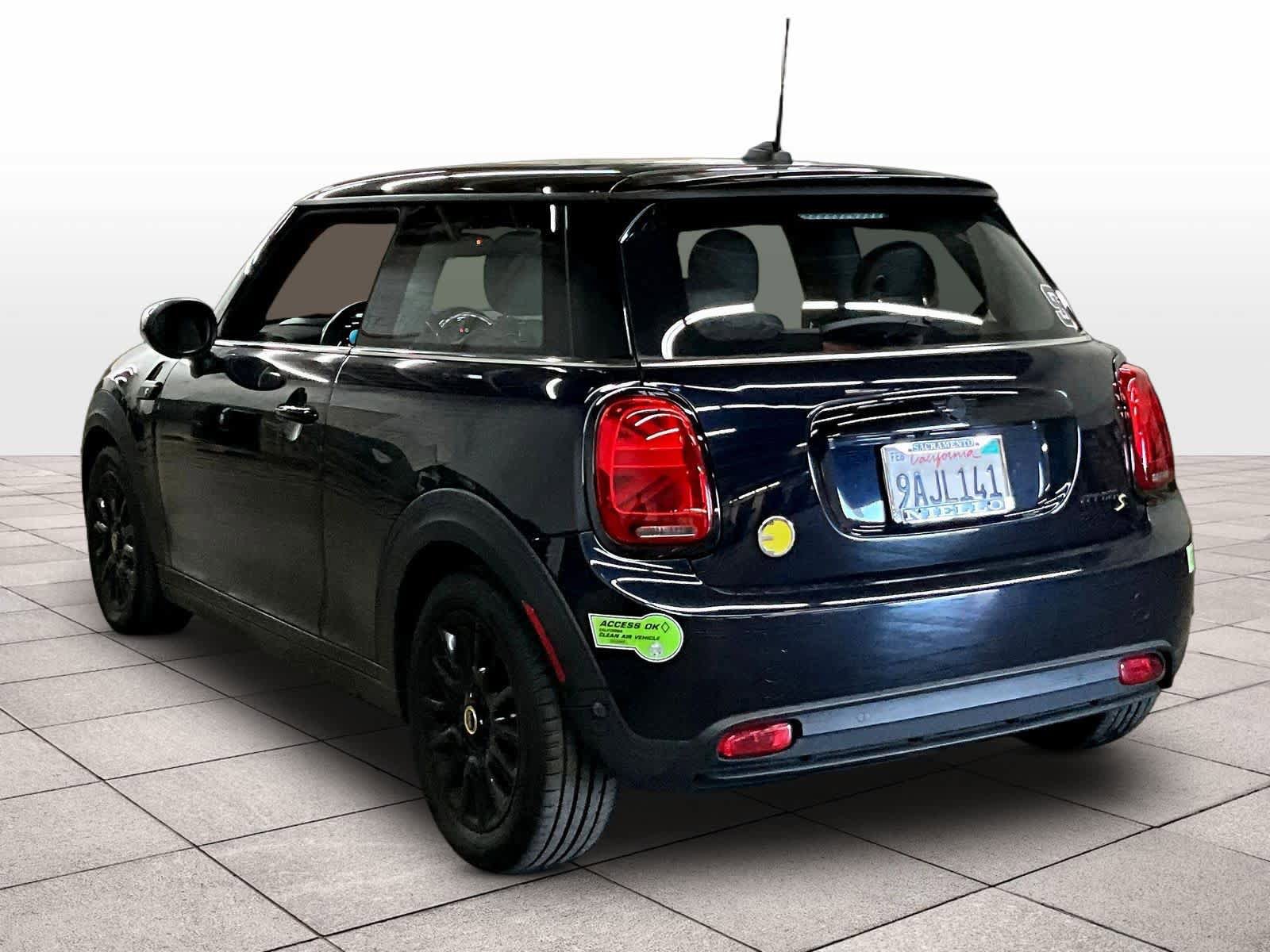 Used 2022 MINI Cooper SE image 13