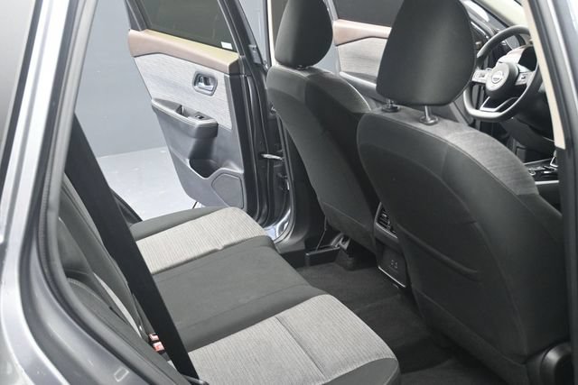 Used 2023 Nissan Rogue SV AWD/4WD image 20