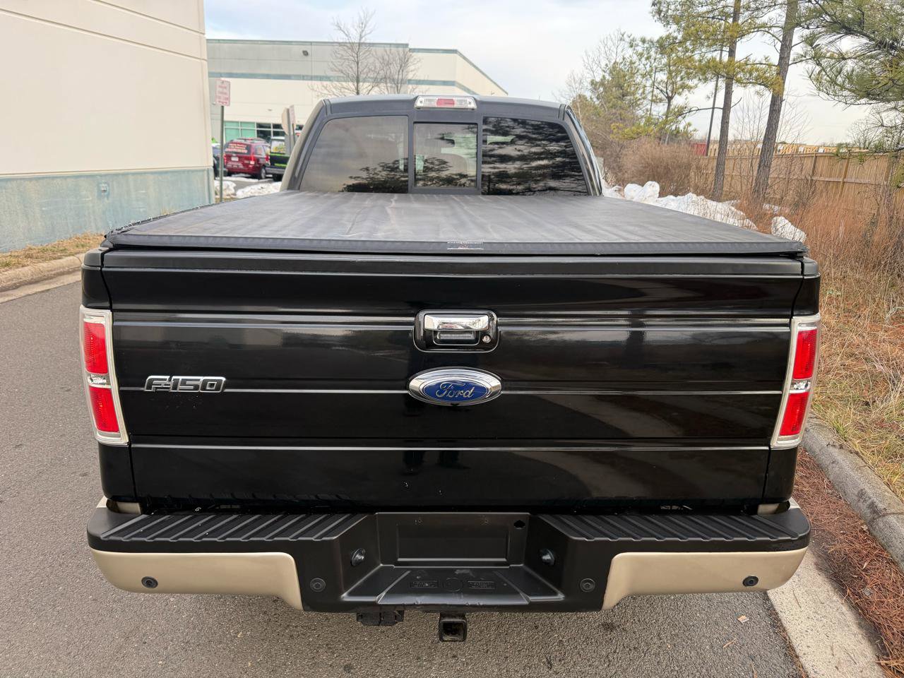 Used 2012 Ford F150 Lariat w/ Lariat Chrome Pkg image 10