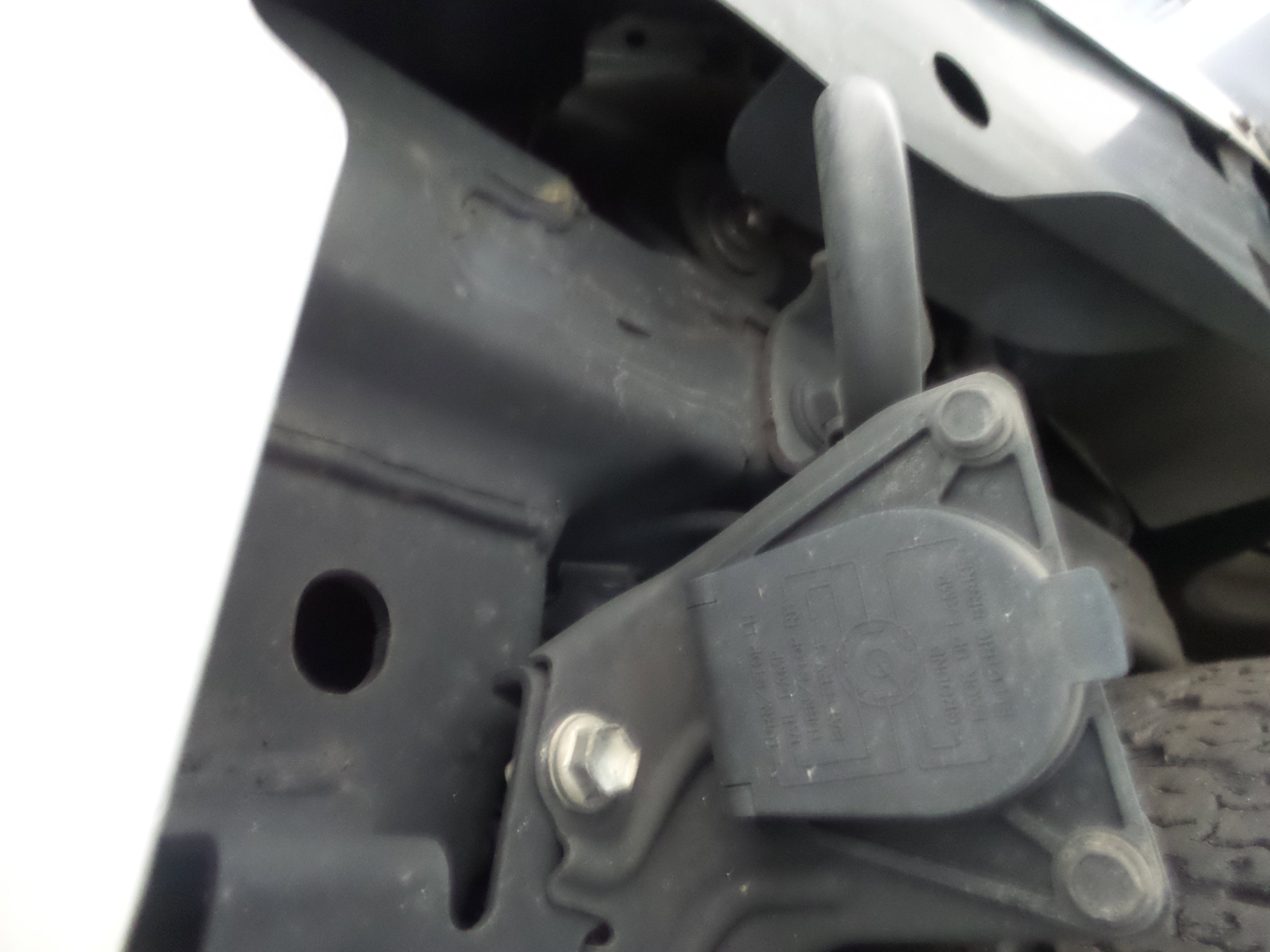 Used 2013 Toyota Land Cruiser image 30