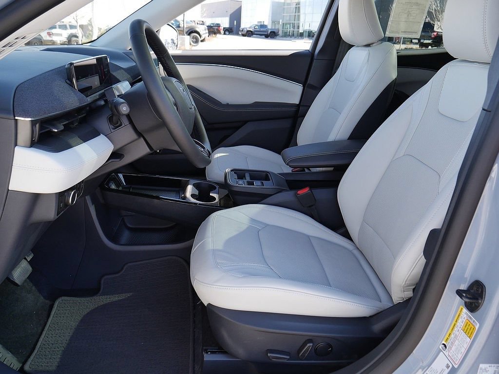 New 2026 Ford Mustang Mach-E Premium AWD/4WD image 10