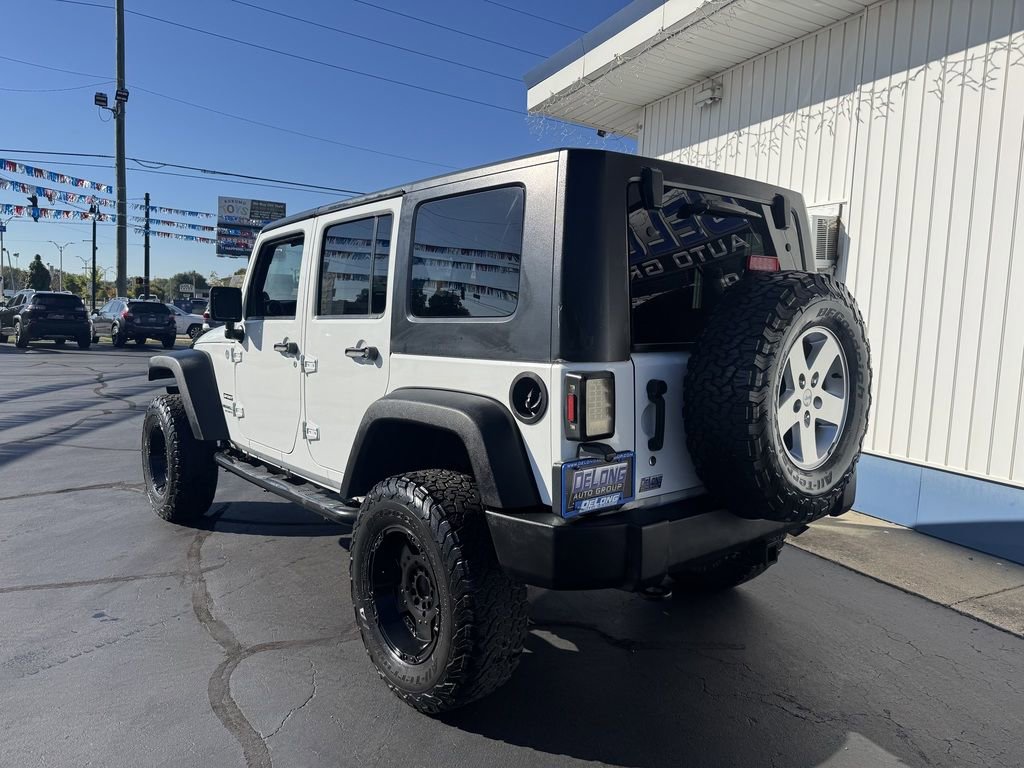 Used 2012 Jeep Wrangler Unlimited Sport image 2