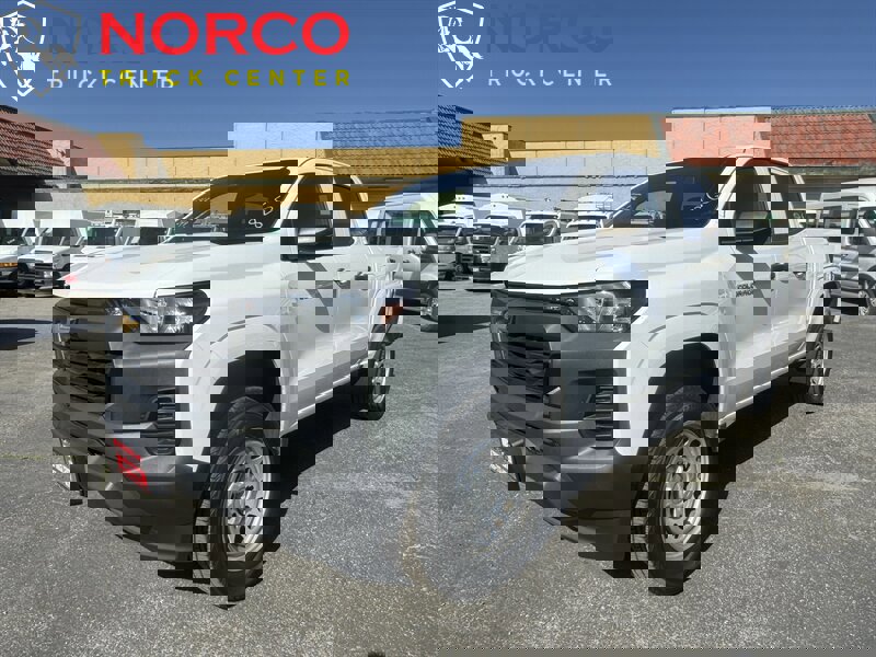 Used 2023 Chevrolet Colorado W/T image 4