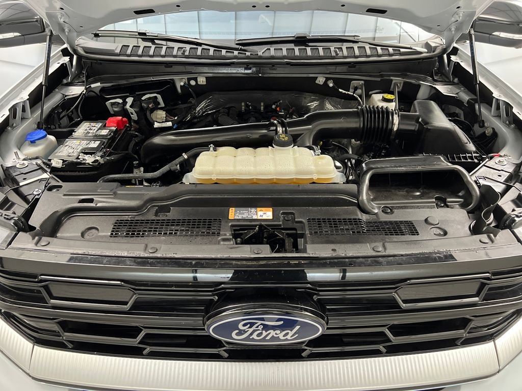 Used 2025 Ford Expedition Platinum AWD/4WD image 76