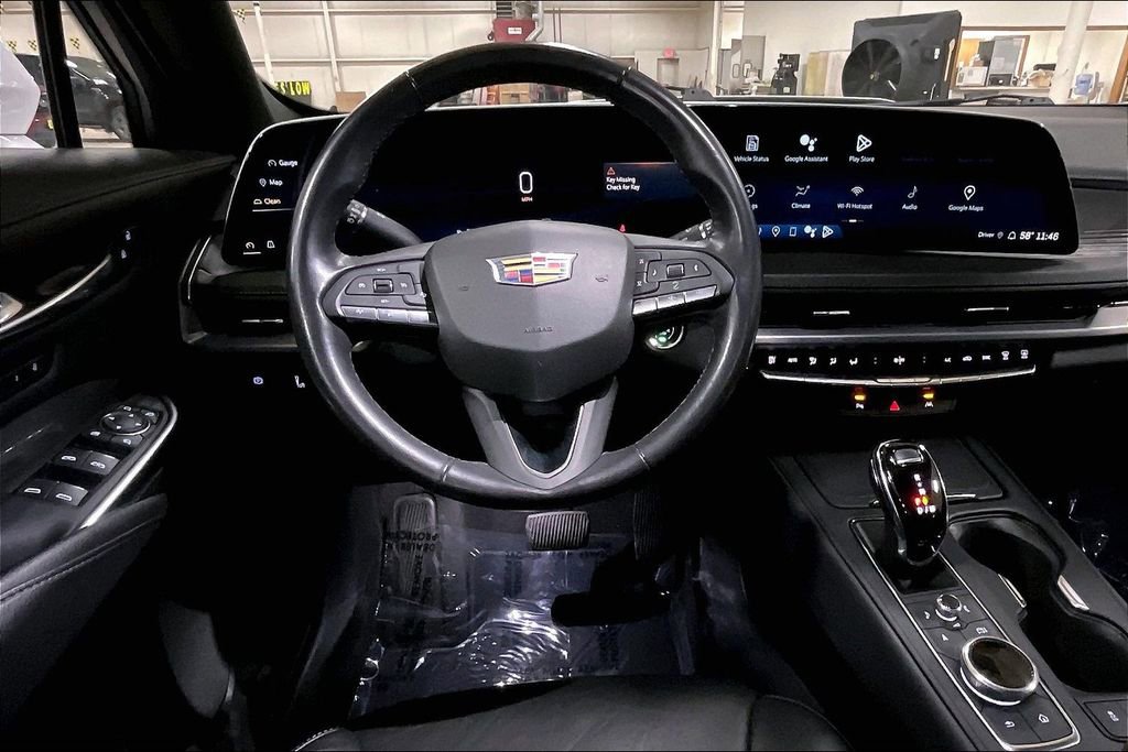 Used 2024 Cadillac XT4 Premium Luxury image 5