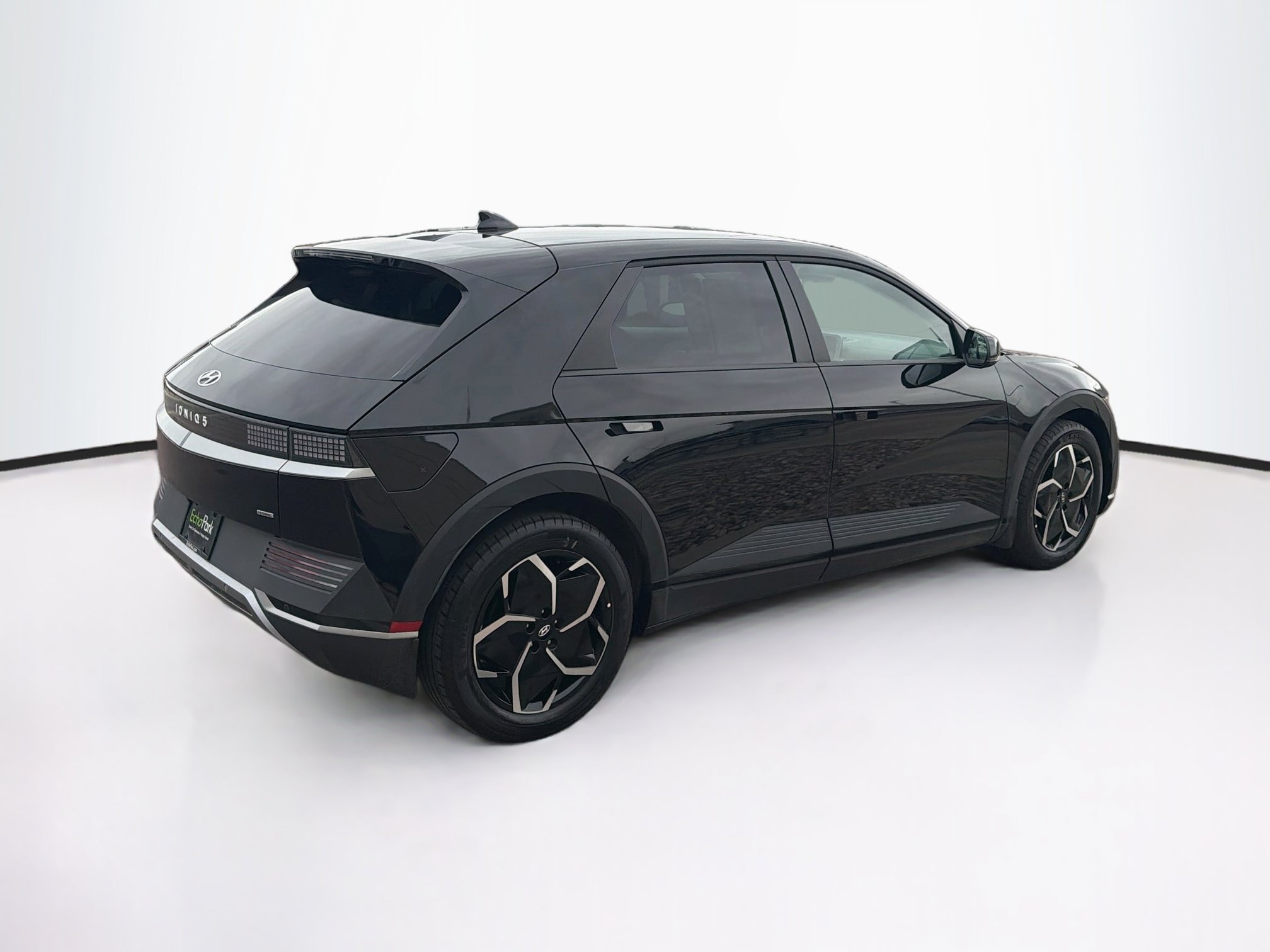 Used 2024 Hyundai Ioniq 5 SEL AWD/4WD image 9