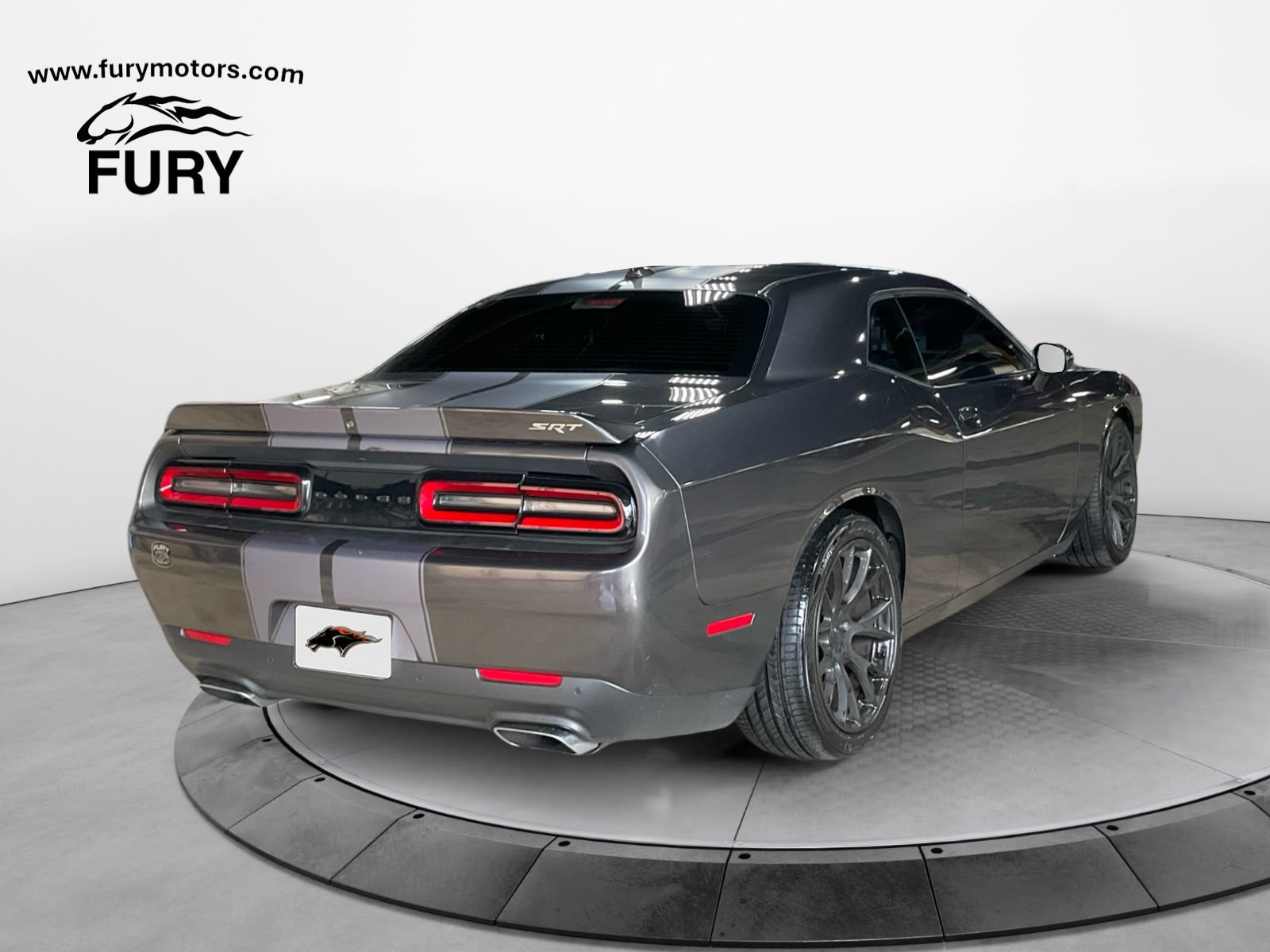 Used 2016 Dodge Challenger SRT w/ Technology Group RWD image 4