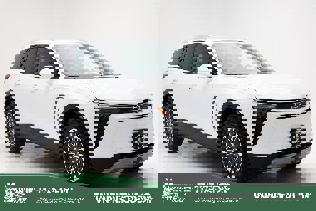 Used 2025 Chevrolet Blazer EV LT image 1