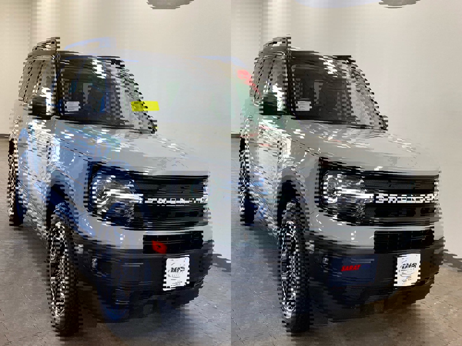 Used 2023 Ford Bronco Sport Outer Banks w/ Tech Package image 2