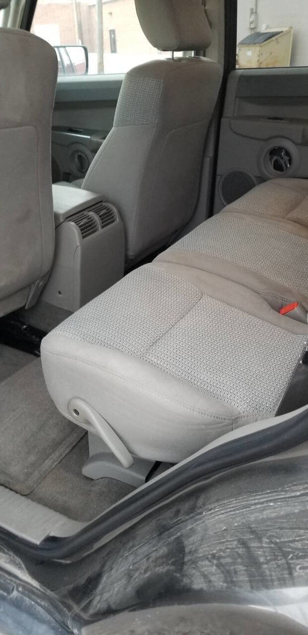 Used 2006 Jeep Commander 2WD image 8