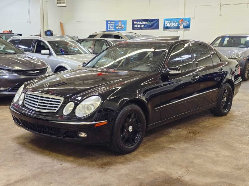 Used 2006 Mercedes-Benz E 350 4MATIC Sedan image 2