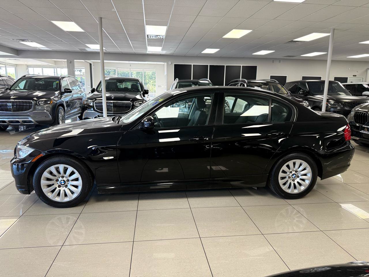 Used 2009 BMW 328i Sedan RWD image 6