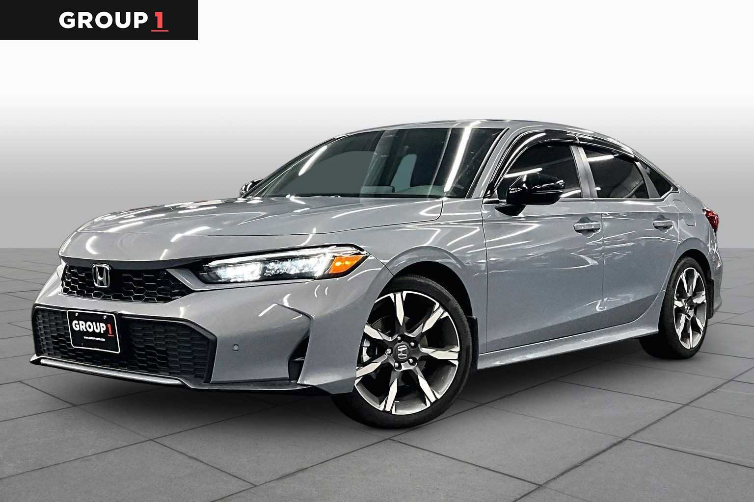 Used 2025 Honda Civic Sport Touring image 1