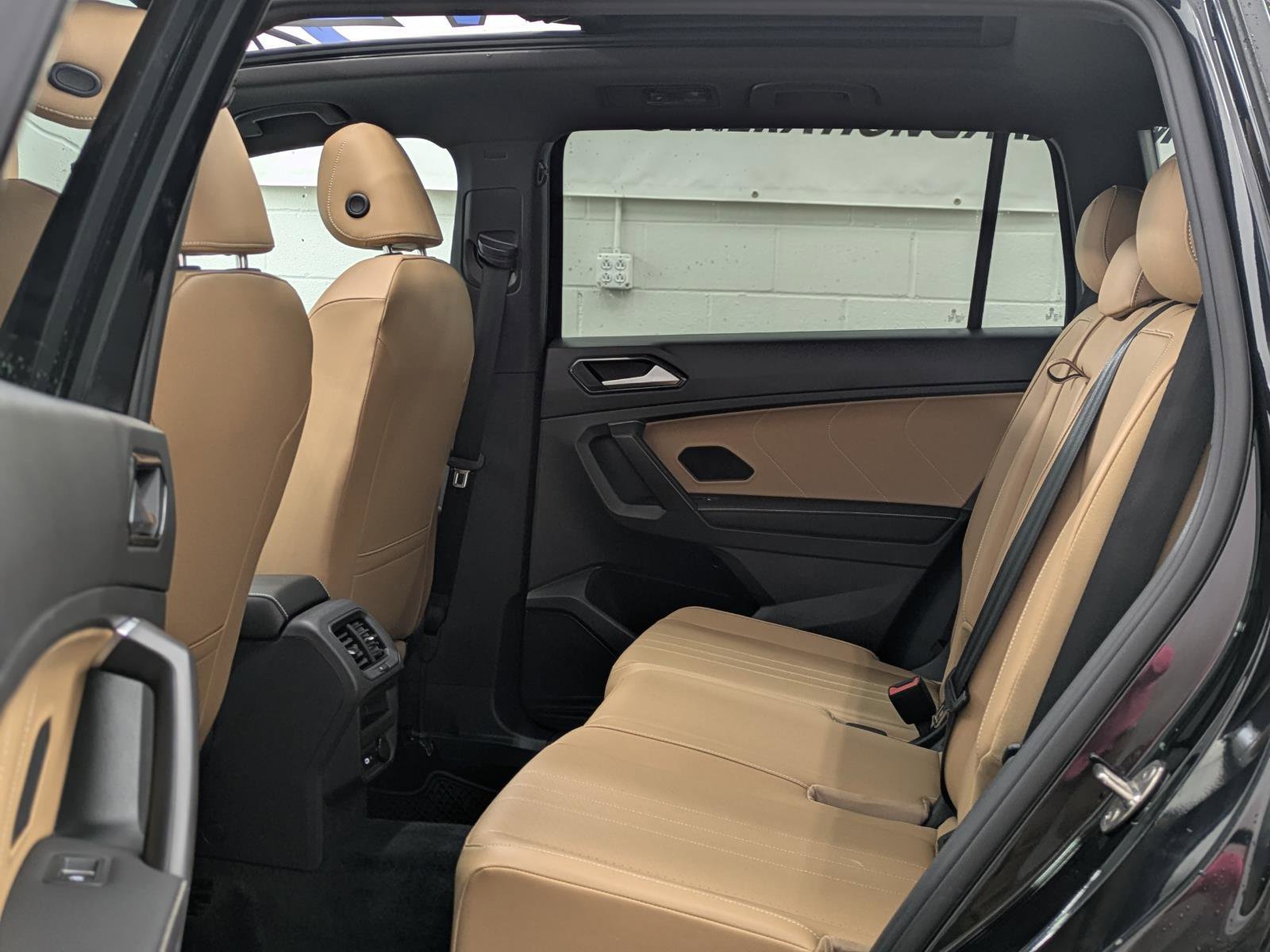 Used 2022 Volkswagen Tiguan SE image 26