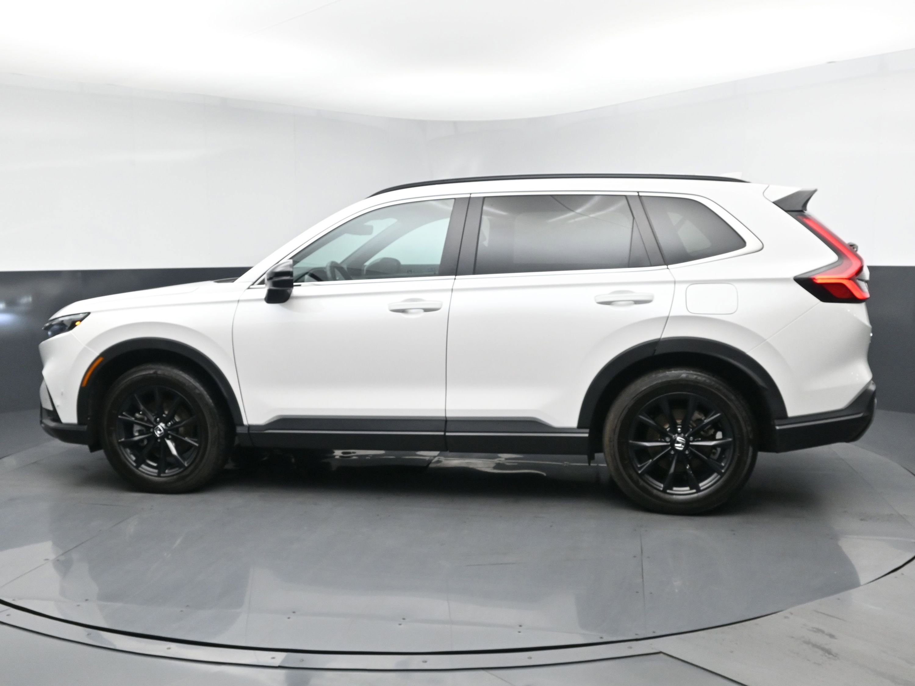 Used 2025 Honda CR-V Sport-L image 4