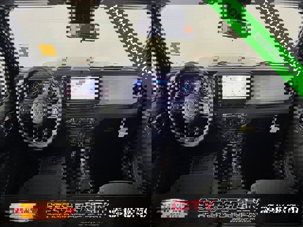 New 2025 Jeep Gladiator Sport image 28