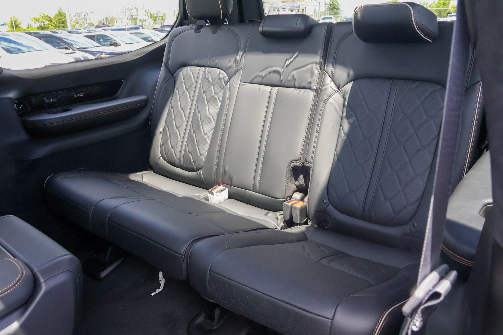 New 2026 Jeep Grand Wagoneer Summit AWD/4WD image 17