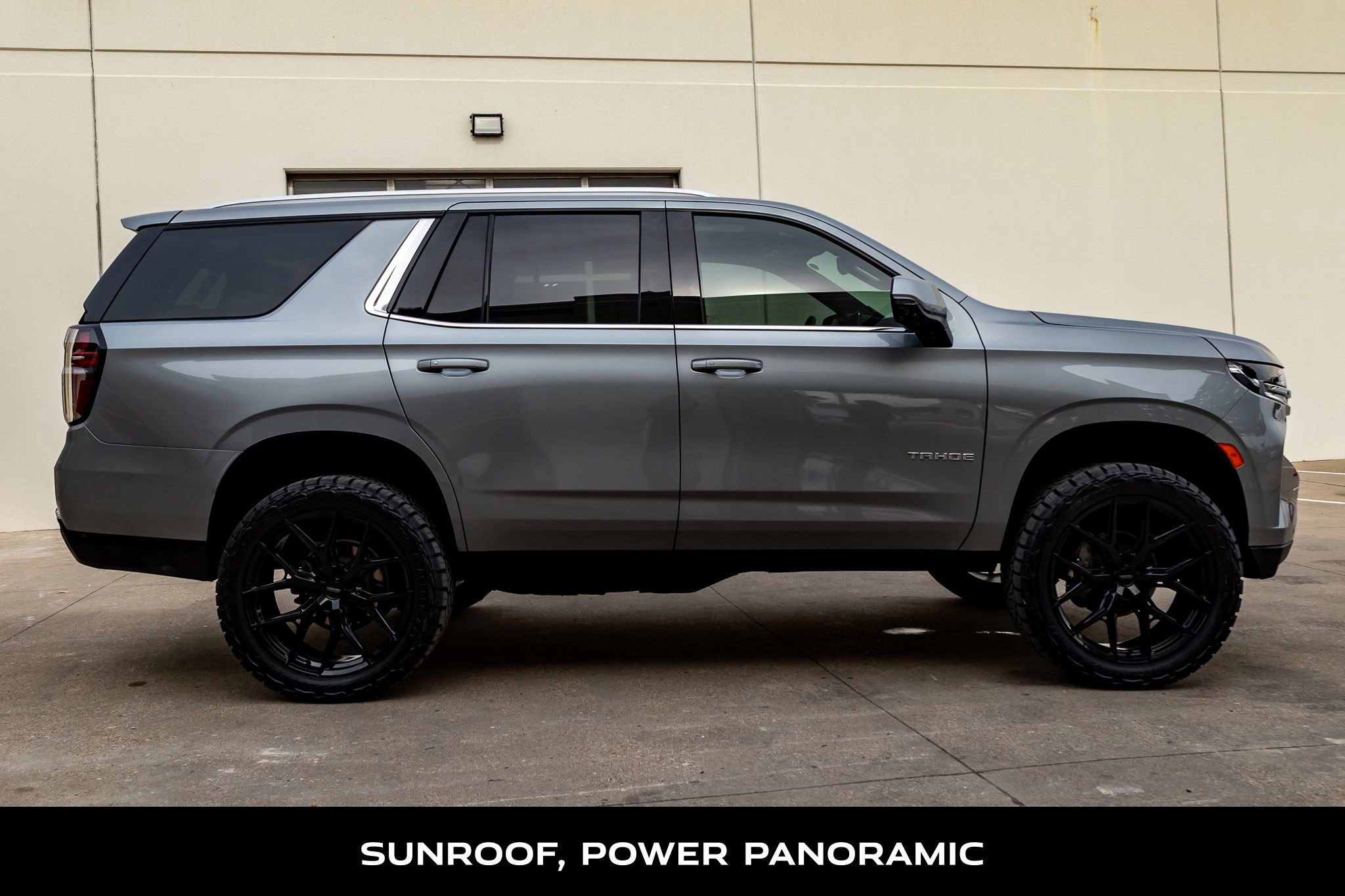 Used 2023 Chevrolet Tahoe LT w/ LT Signature Plus Package image 11