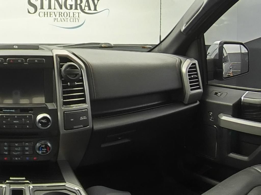 Used 2018 Ford F150 Platinum w/ Equipment Group 701A Luxury AWD/4WD image 15