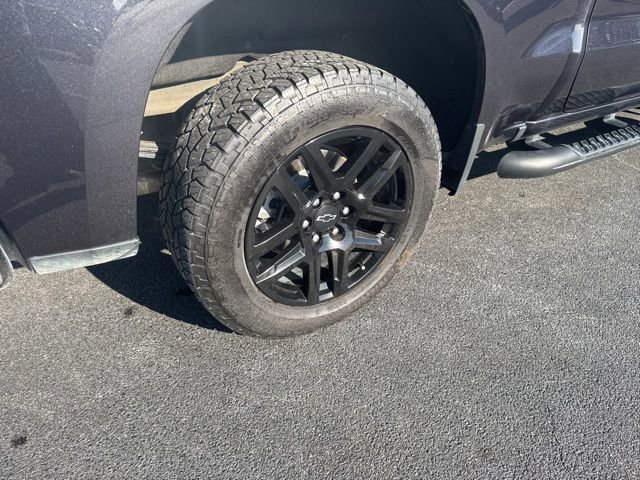 Used 2024 Chevrolet Silverado 1500 RST image 9