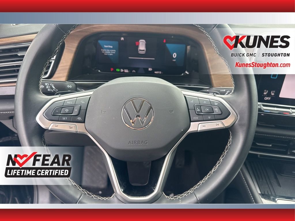 Used 2025 Volkswagen Atlas SE image 24