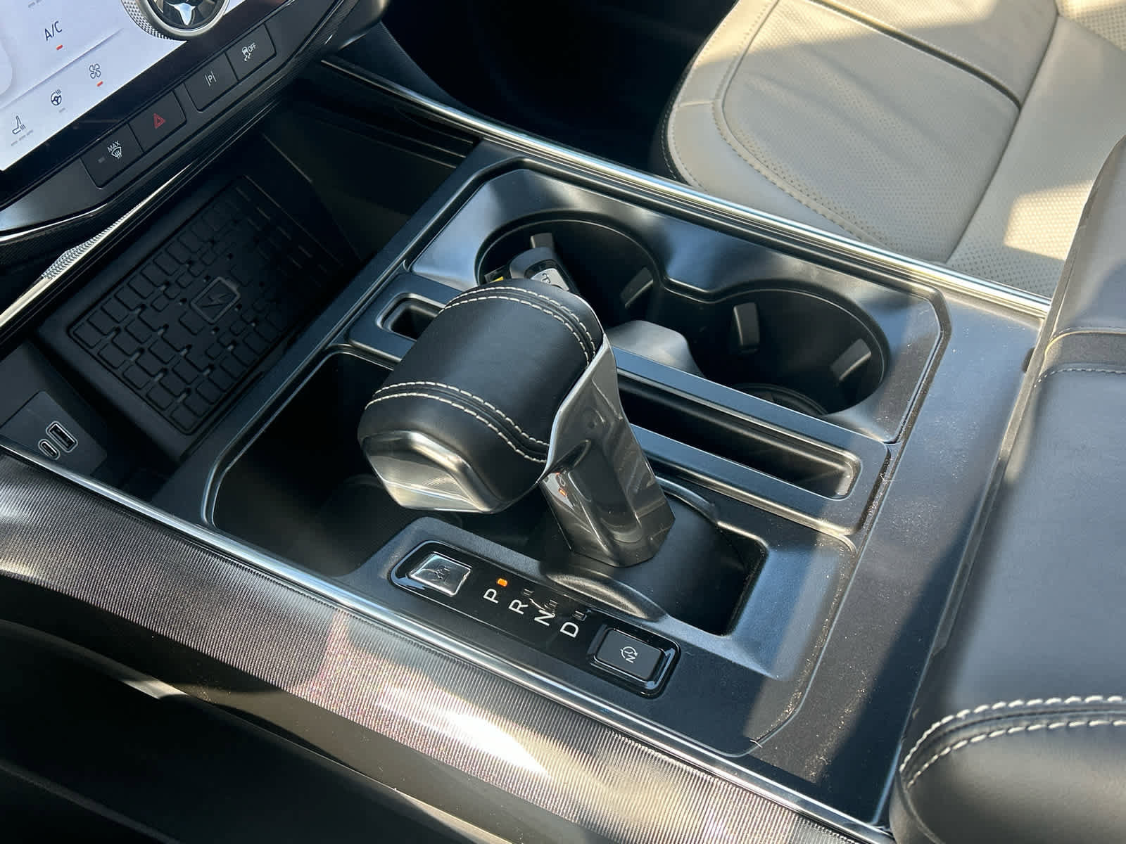 New 2025 Ford F150 Lightning Platinum image 64