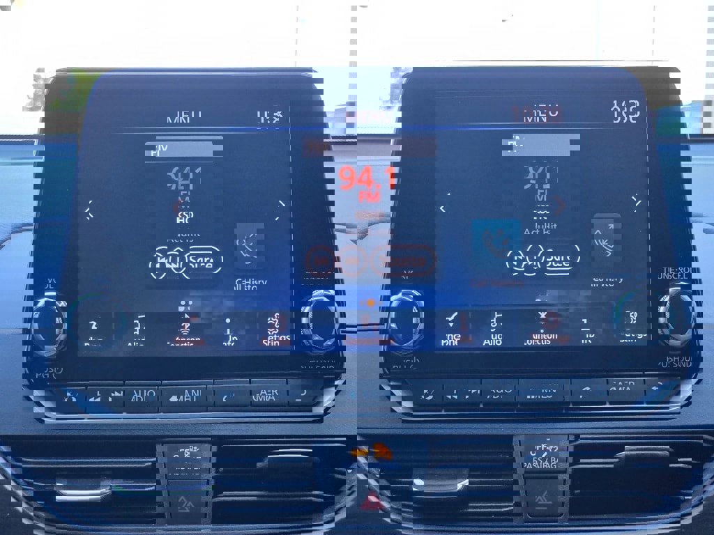 Used 2024 Nissan Altima 2.5 SV image 11