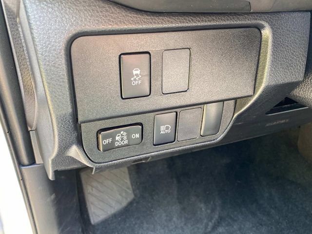 Used 2023 Toyota Tacoma SR5 w/ Technology Package RWD image 15
