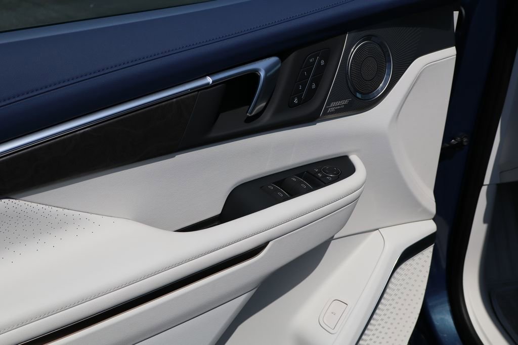 Certified 2025 Buick Enclave Avenir w/ Super Cruise Package image 19