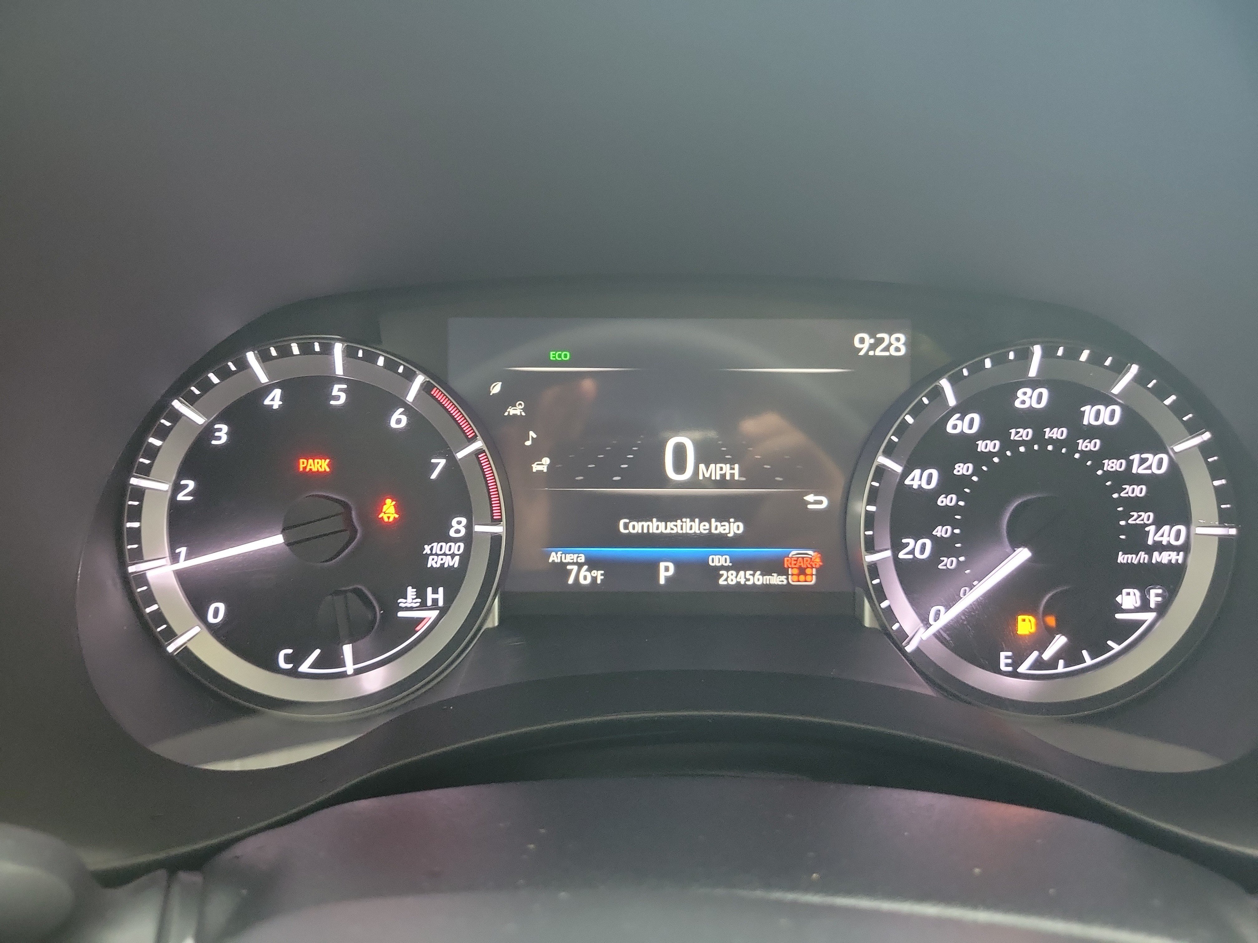 Used 2024 Toyota Highlander XSE FWD image 31