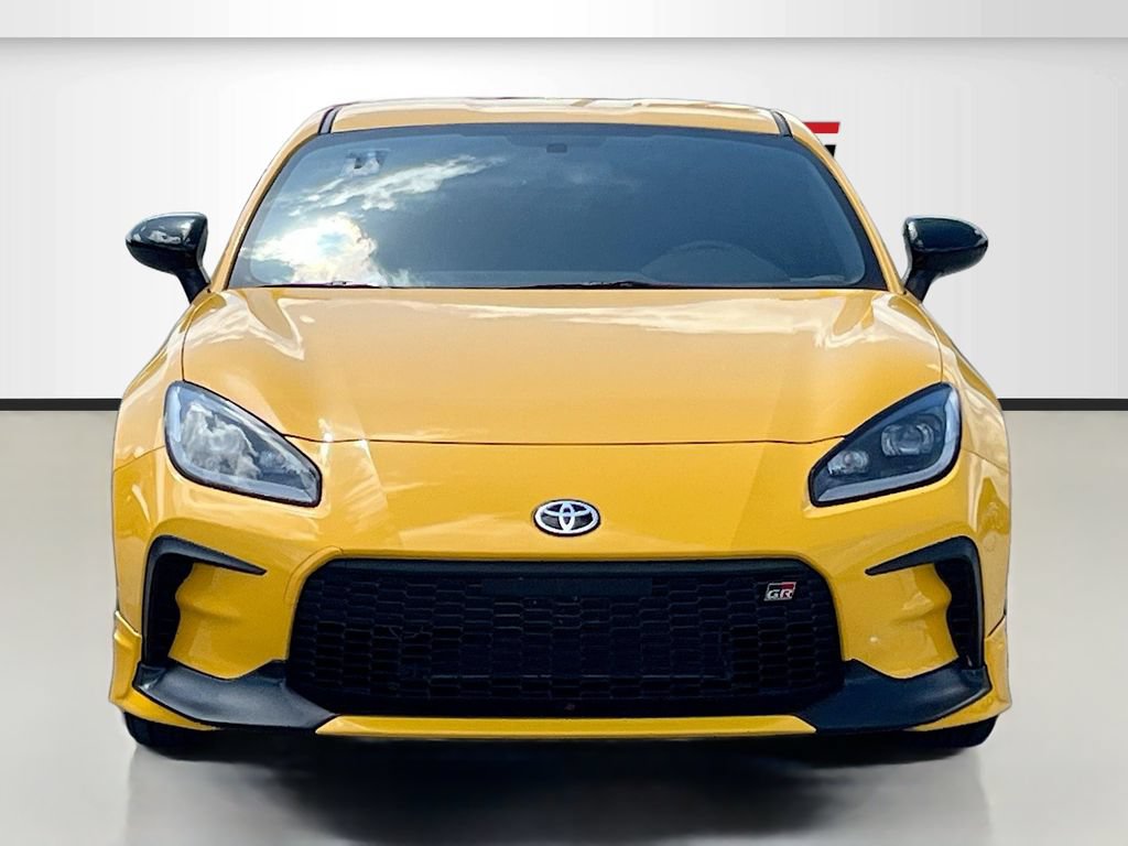 Used 2026 Toyota GR86 YUZU Limited w/ GR Aero Kit RWD image 2