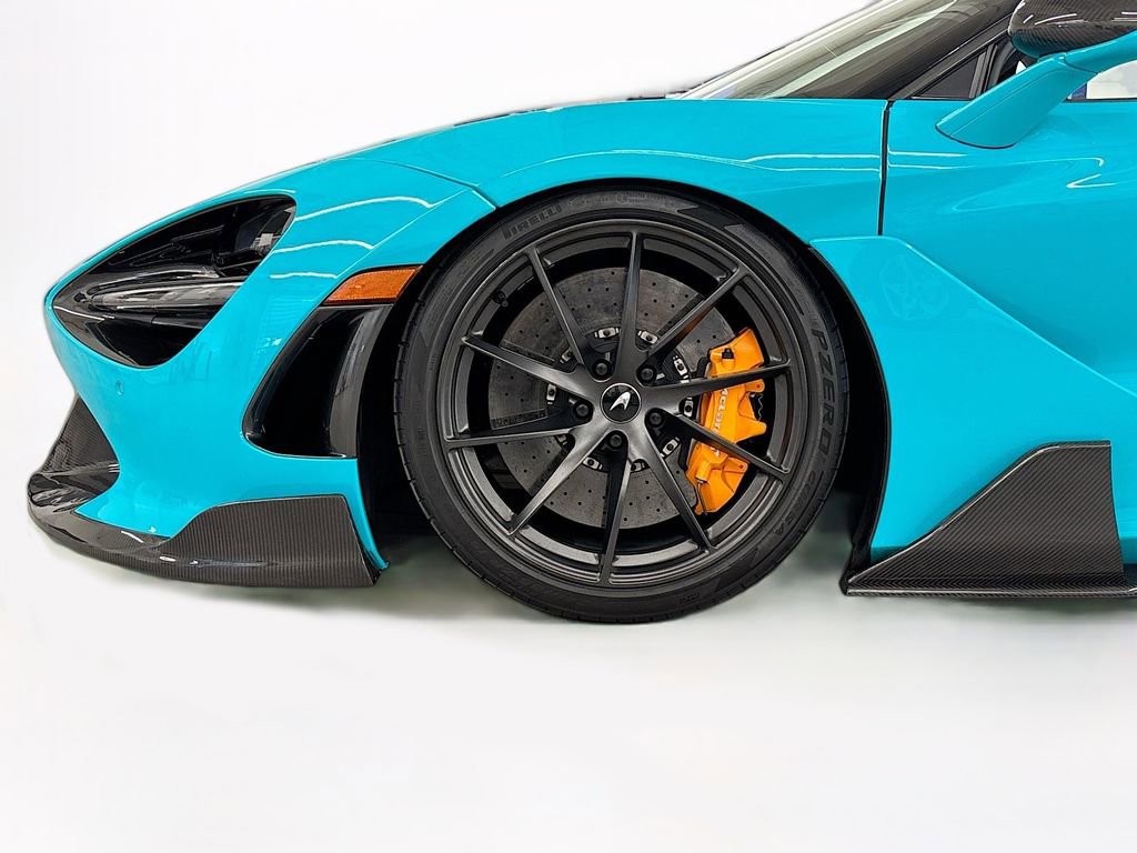 Used 2022 McLaren 720S Spider image 36