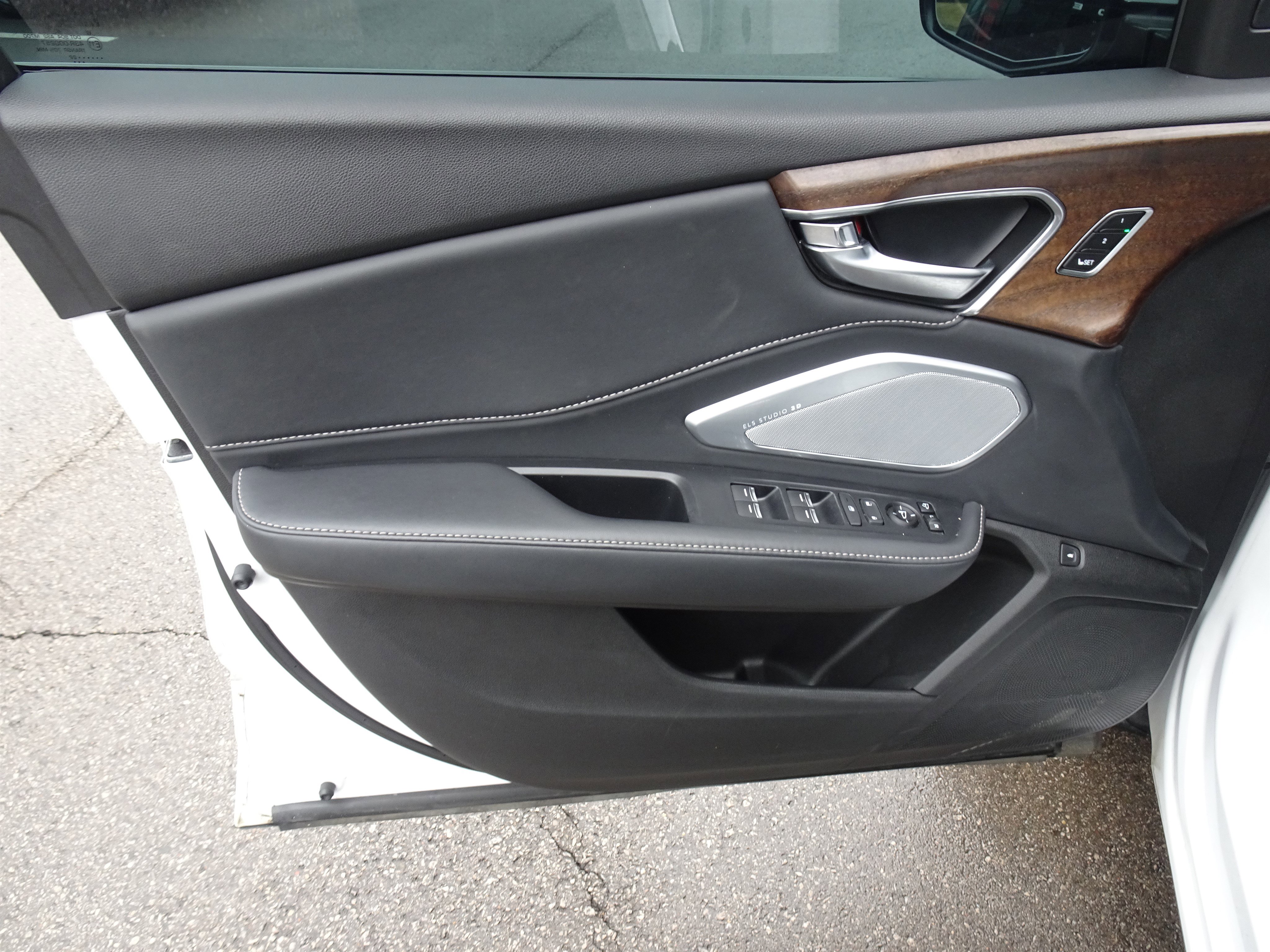 Used 2022 Acura RDX AWD w/ Advance Package image 13