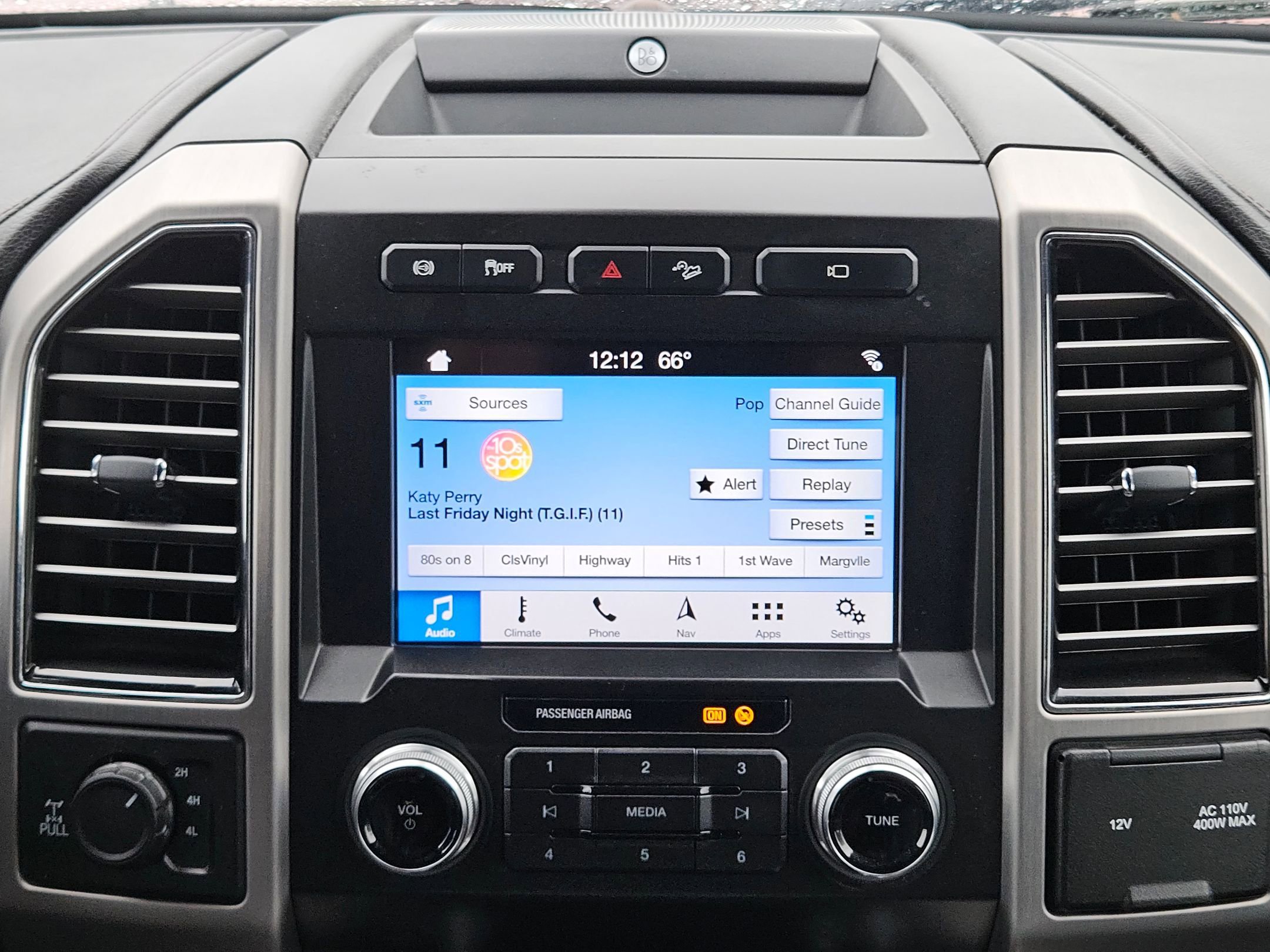 Used 2019 Ford F250 Platinum w/ FX4 Off-Road Package AWD/4WD image 17