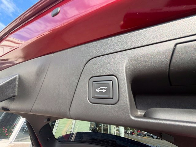 Used 2021 Buick Envision Essence w/ Technology Package I AWD/4WD image 28