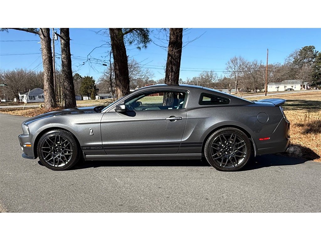 Used 2013 Ford Mustang Shelby GT500 image 18