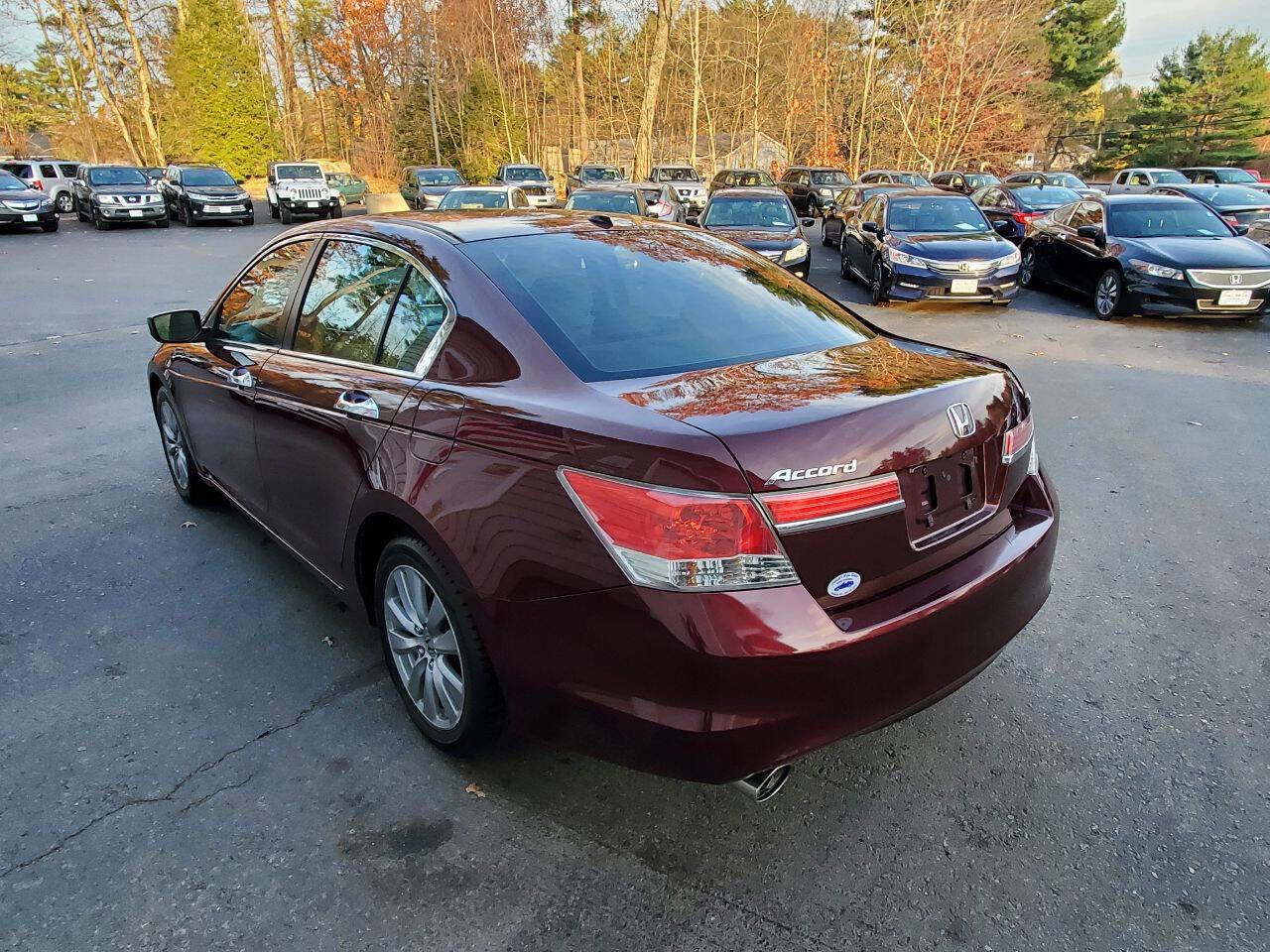 Used 2011 Honda Accord EX-L image 5