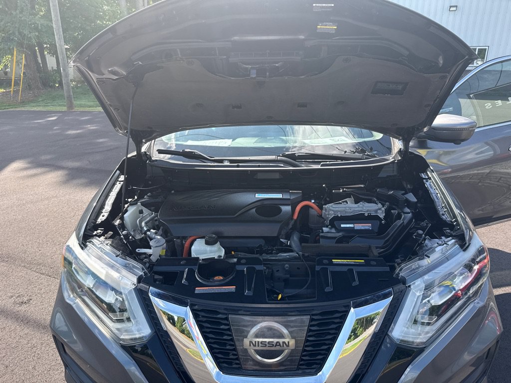 Used 2017 Nissan Rogue SL AWD/4WD image 14