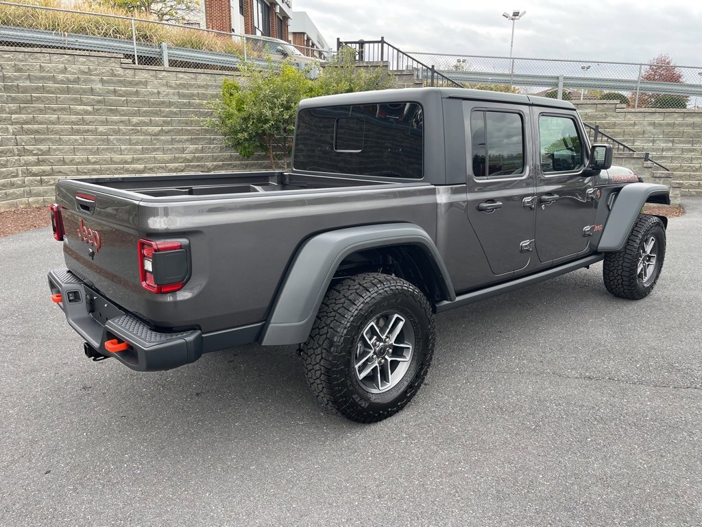 New 2025 Jeep Gladiator Mojave w/ Convenience Group image 9