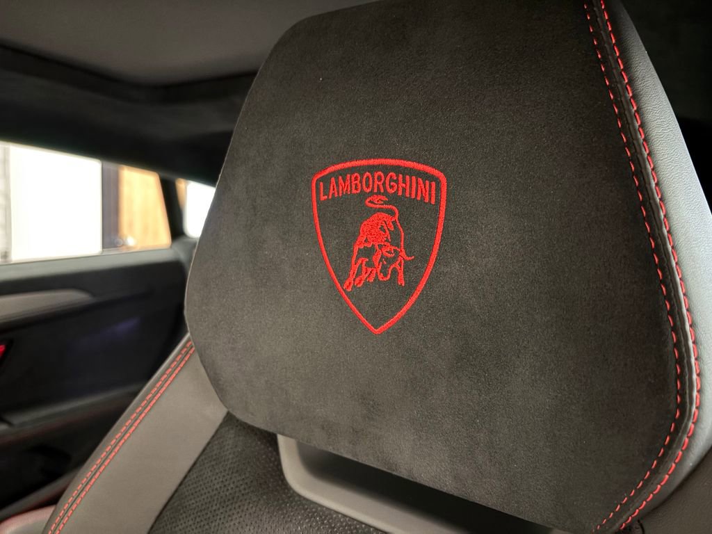 Used 2023 Lamborghini Urus Performante image 59