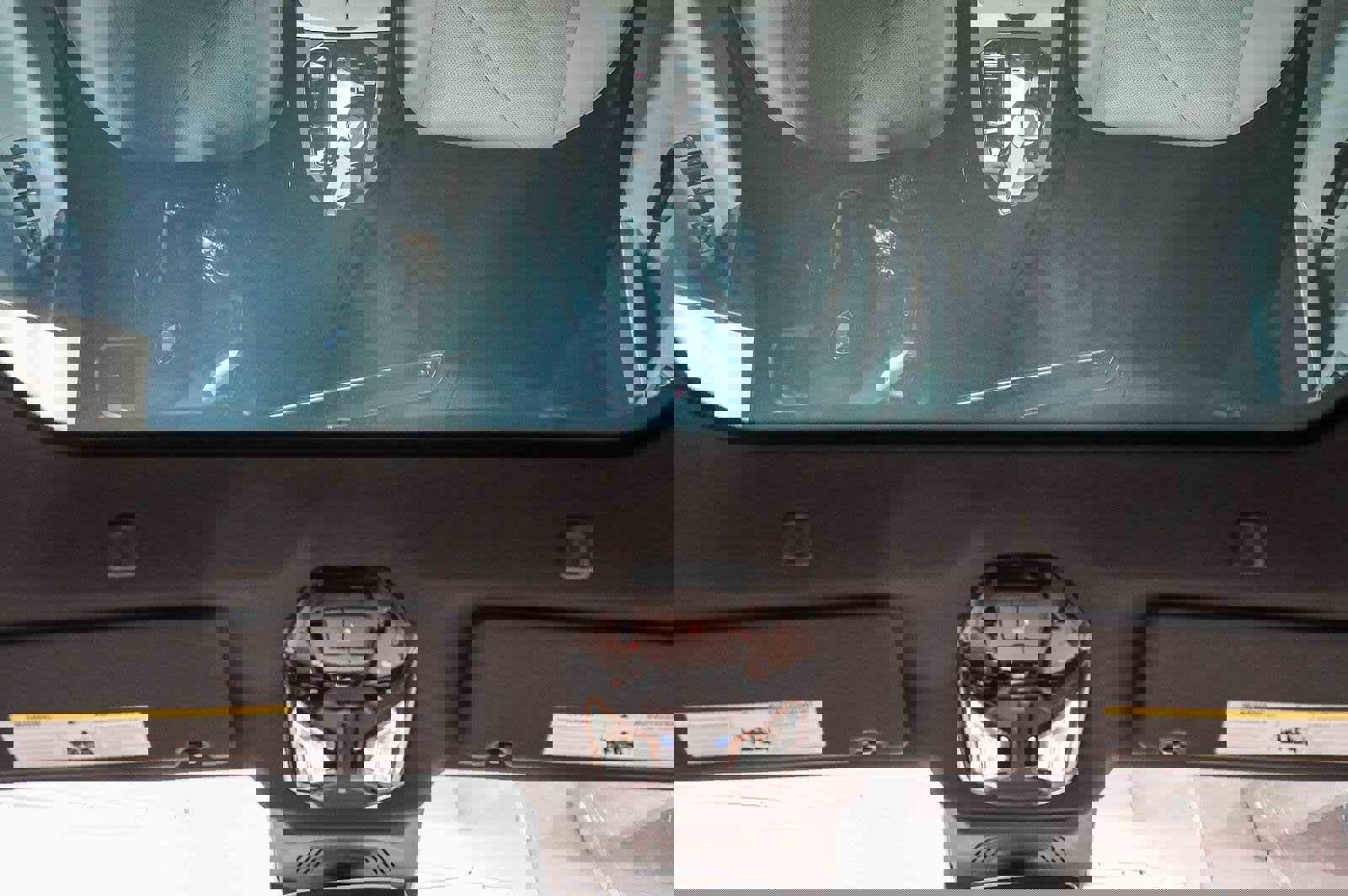 Used 2025 BMW iX xDrive50 w/ Sport Package image 18