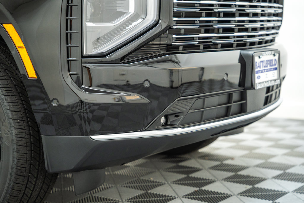 New 2026 Chevrolet Tahoe High Country AWD/4WD image 16