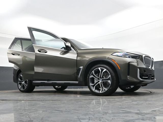 New 2026 BMW X5 xDrive50e AWD/4WD image 39
