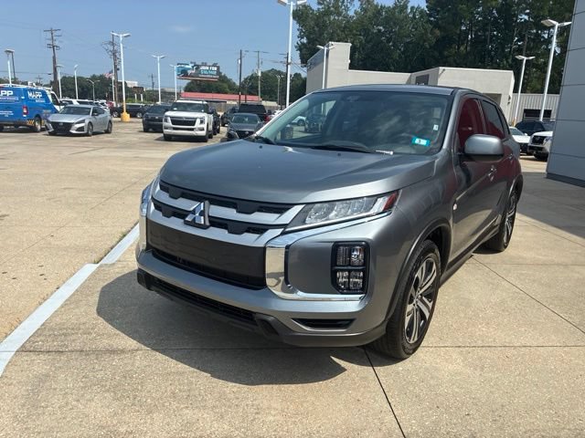 Used 2025 Mitsubishi Outlander Sport ES AWD/4WD image 3
