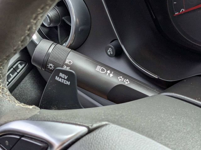 Used 2018 Chevrolet Camaro SS image 22