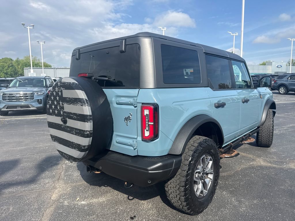 Used 2023 Ford Bronco Badlands AWD/4WD image 7